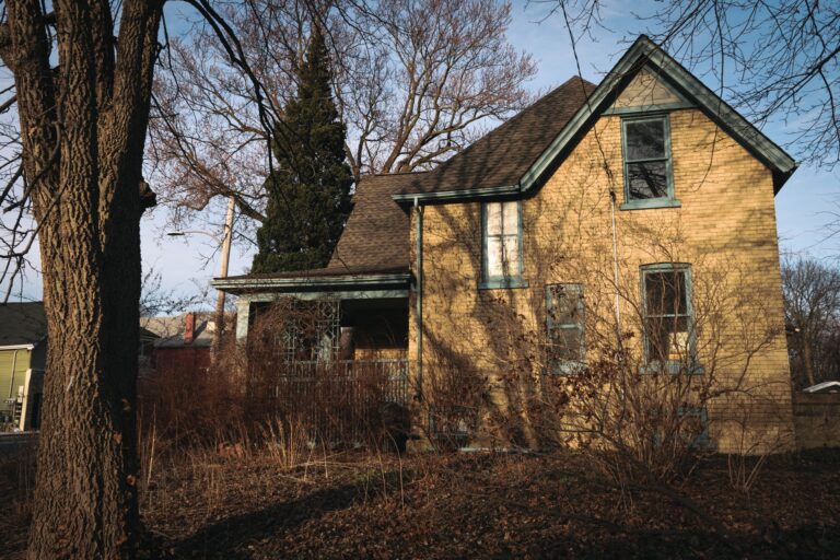 London, Ont. councillors narrowly vote to demolish 100 Stanley St.