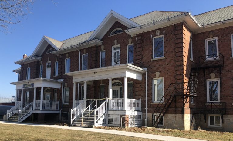 Wellington County wants to buy Guelph-owned building for transitional housing