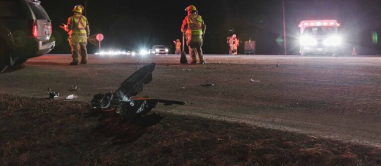 Northern lights thrill, but rural driving to see aurorae can be dangerous: Manitoba RCMP