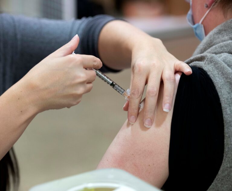 First cases of Brazil COVID-19 variant detected in Alberta Sunday, next vaccine rollout phase begins Monday