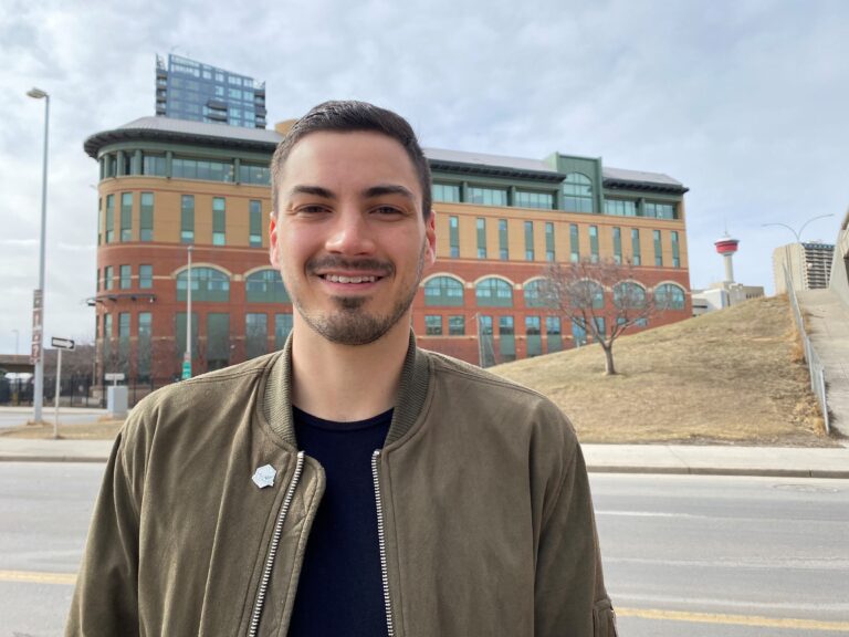Front-line worker in Calgary aims to relieve ‘toxic stress’ amid COVID-19 pandemic