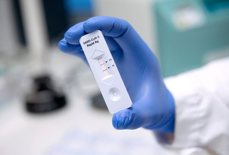 Total COVID numbers drop in Nova Scotia, as new cases reported