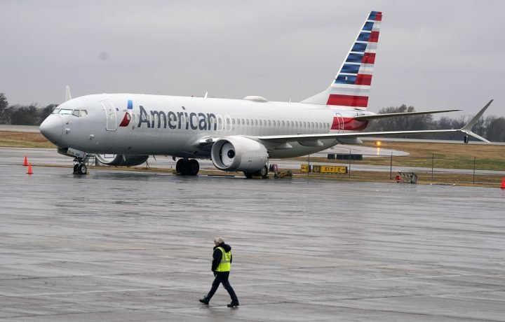 Boeing 737 Max makes emergency landing in New Jersey due to possible engine issue