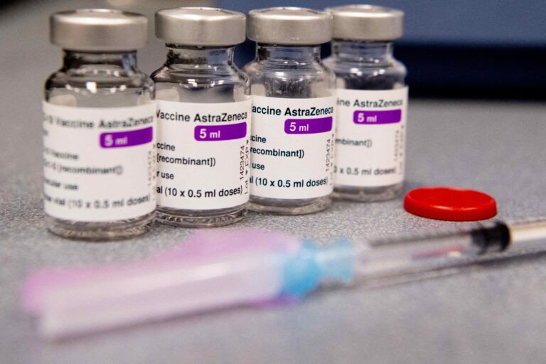 AstraZeneca appointments still available 1 week after bookings opened up in Alberta