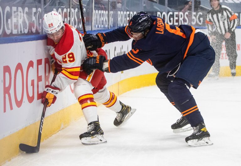 Edmonton Oilers look to end 3-game slide with Flames in town