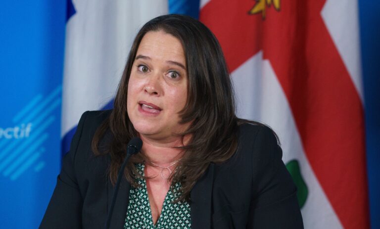 Montreal’s COVID-19 game plan: clamp down on variants, vaccinate en masse