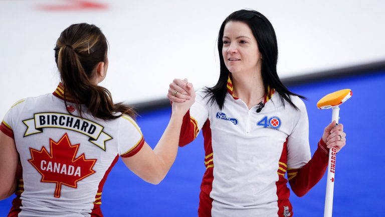 Einarson crowned Scotties champ two years in a row, edges Homan 9-7
