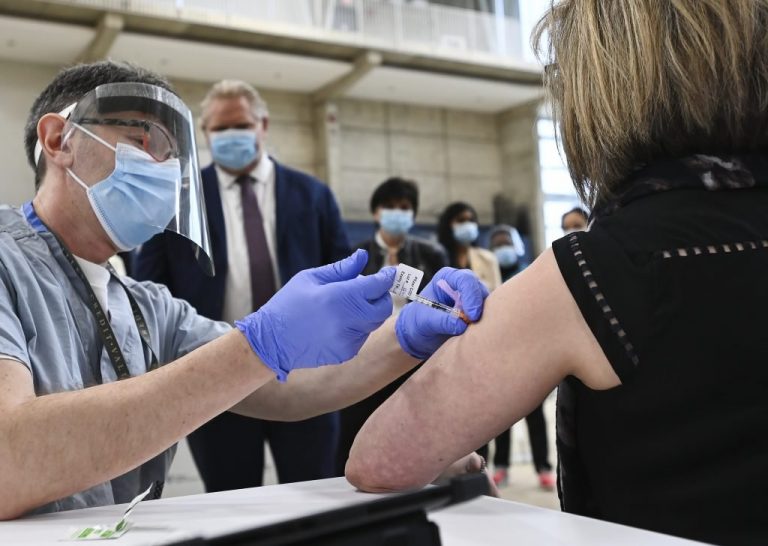 Canada adds over 2,500 new coronavirus cases as vaccine rollout takes shape