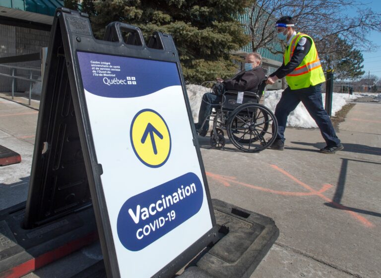 Senior Canadian scientists question government plans to delay 2nd dose of COVID-19 vaccine