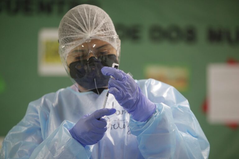 Global cases of COVID-19 rose 10% last week, WHO reports