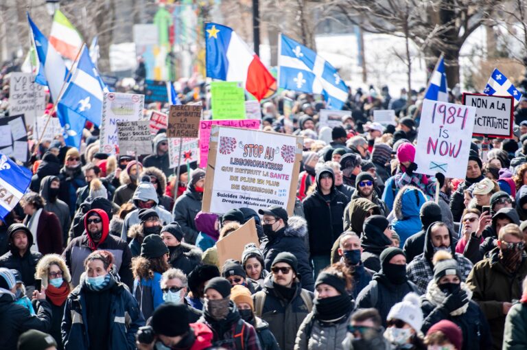 Thousands protest Quebec’s COVID-19 lockdown measures, several arrests made: Montreal police