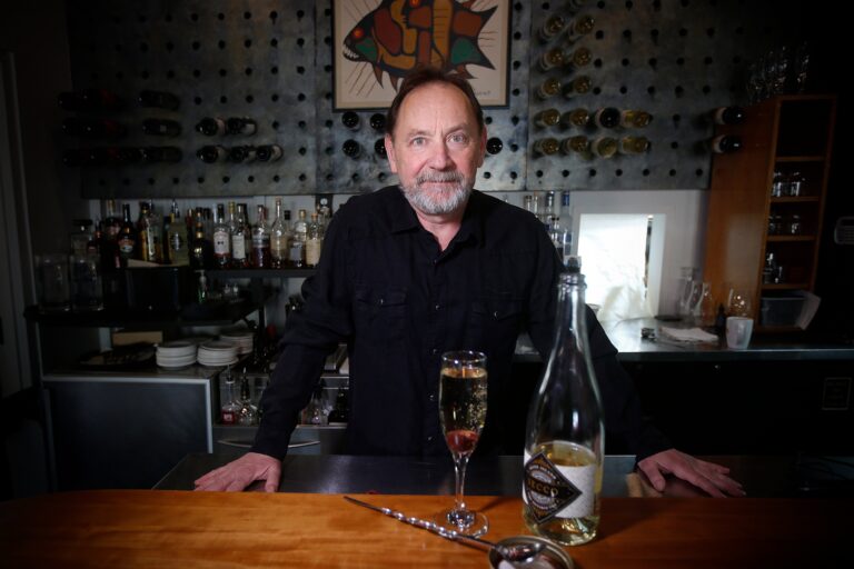 ‘Do-or-die moment’: 3rd wave lockdown could force restaurants to close for good