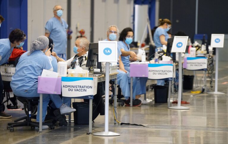 Quebec officials say many vaccine appointments unfilled, ask seniors to act