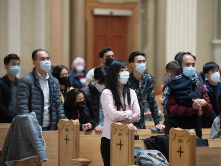 Professional physicians order asks Quebec to rethink easing COVID-19 health measures