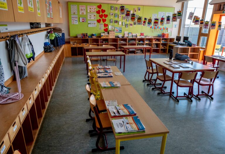 Second school in Woodstock closes due to COVID-19 outbreak
