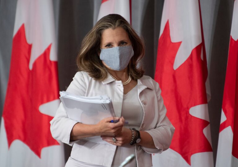 Federal government rules out March budget as it evaluates lockdowns, new variants