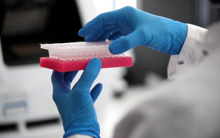 Saskatchewan coronavirus hospitalizations down to 138, 207 new infections