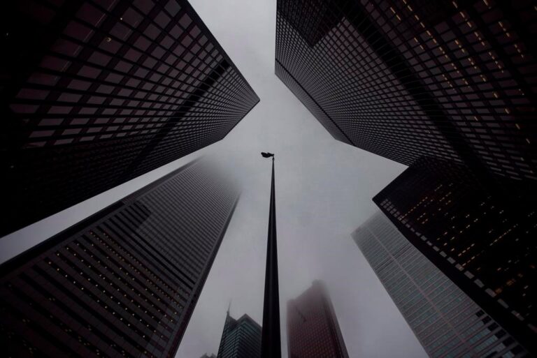 Environment Canada issues wind warning for GTA, southwestern Ontario