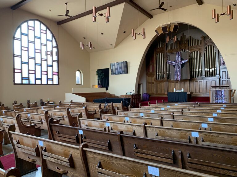 Kelowna church that’s gone virtual denounces churches not obeying public health orders