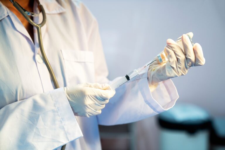 Alberta announces $6M program to increase doctors in rural communities