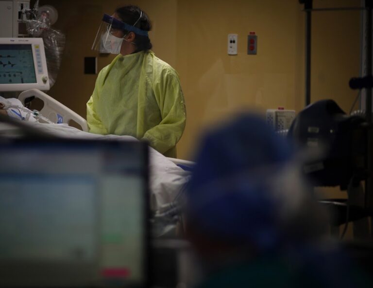 Inside the ICU: Alberta physicians share COVID-19 experiences one year later
