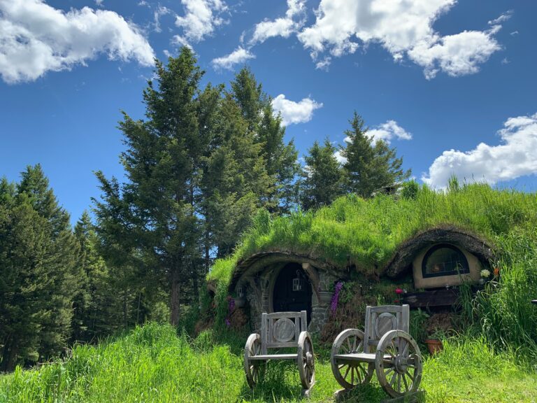 Rentable Hobbit house nestled in B.C.’s Southern Interior called ‘a labour of love’