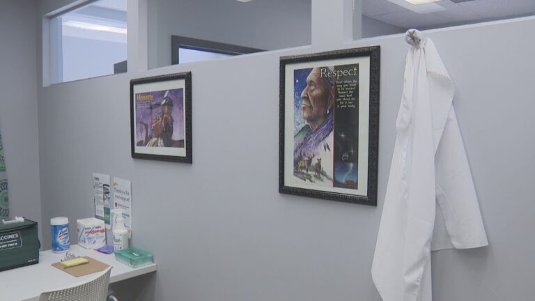 COVID-19 vaccination clinic for Indigenous people in urban Calgary area opening Monday