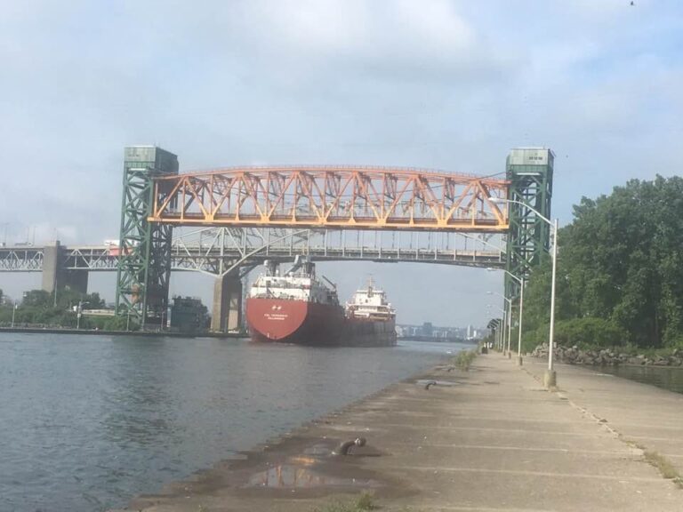 Public access to Burlington canal piers to continue amidst negotiations