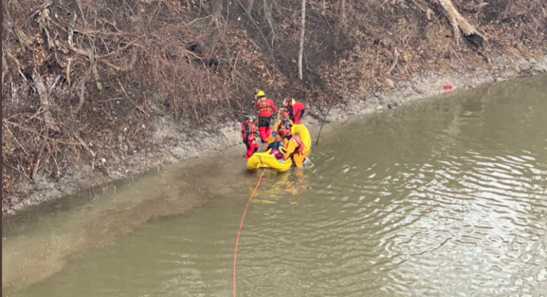 London Fire rescue woman from Thames River Sunday