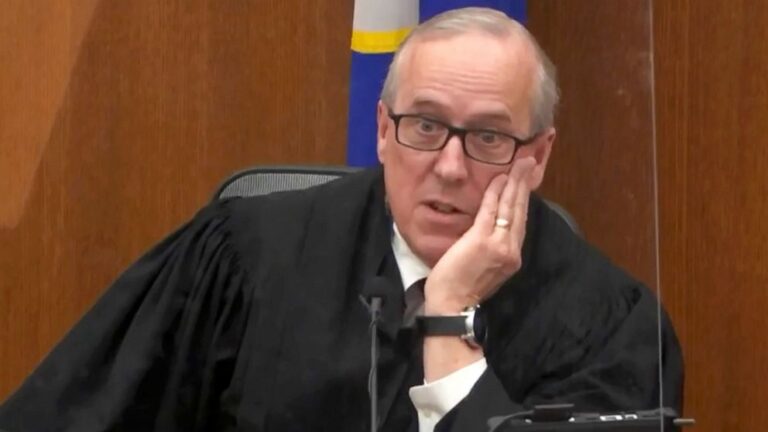 Judge limits evidence, refuses to move trial in Floyd death
