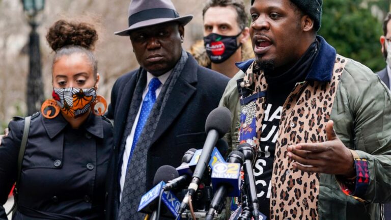 Lawsuit alleges racial profiling in cellphone confrontation