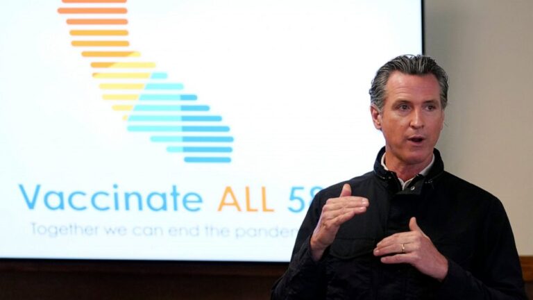 California governor admits mistakes, says recall unjustified