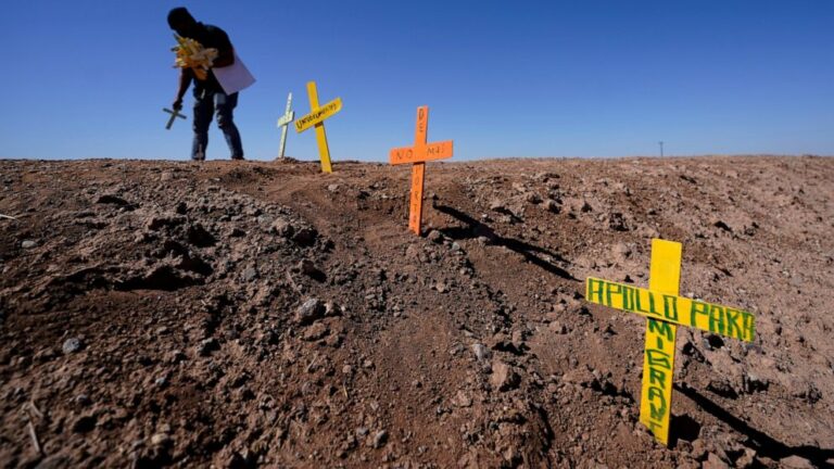 Deadly Calif. crash on route for illegal border crossings