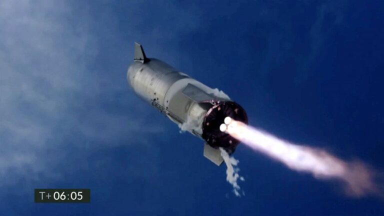 SpaceX Starship lands upright, then explodes in latest test