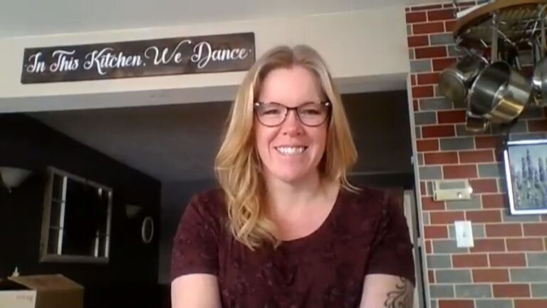 Online Nova Scotia kitchen party and the healing power of music during the pandemic