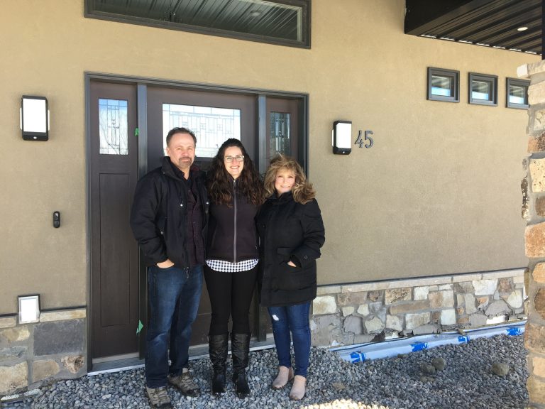 Southern Alberta family shares dream home building ‘nightmare’