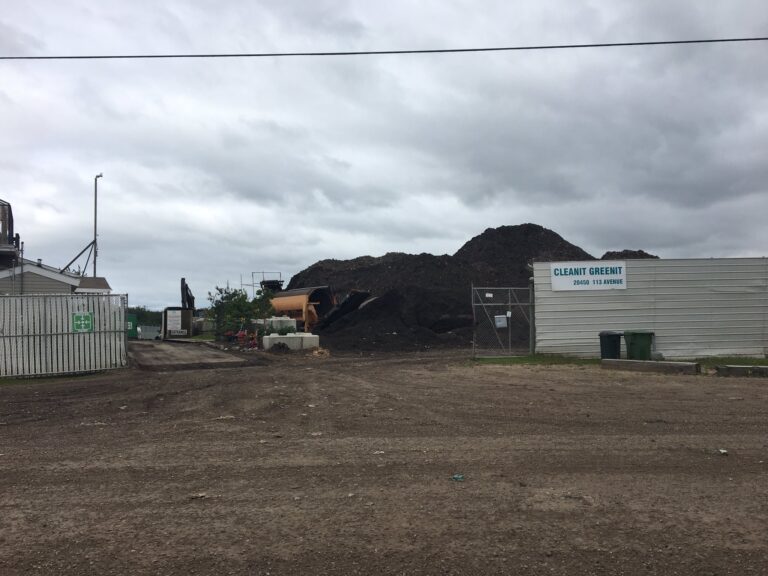 City of Edmonton takes compost company Cleanit Greenit to court over west-end stench