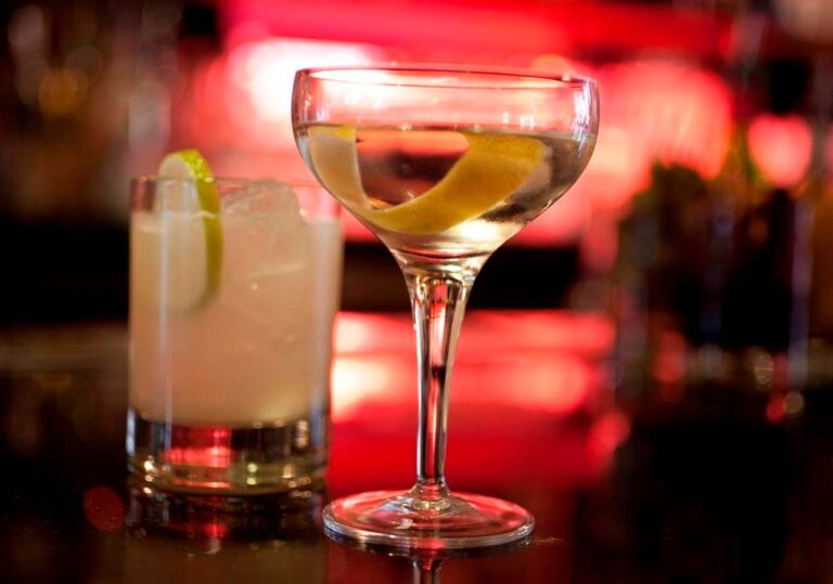 B.C. permanently approves takeout, delivery liquor service from restaurants