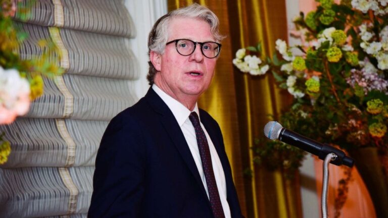 Manhattan DA Cy Vance will not seek reelection, Trump case pending