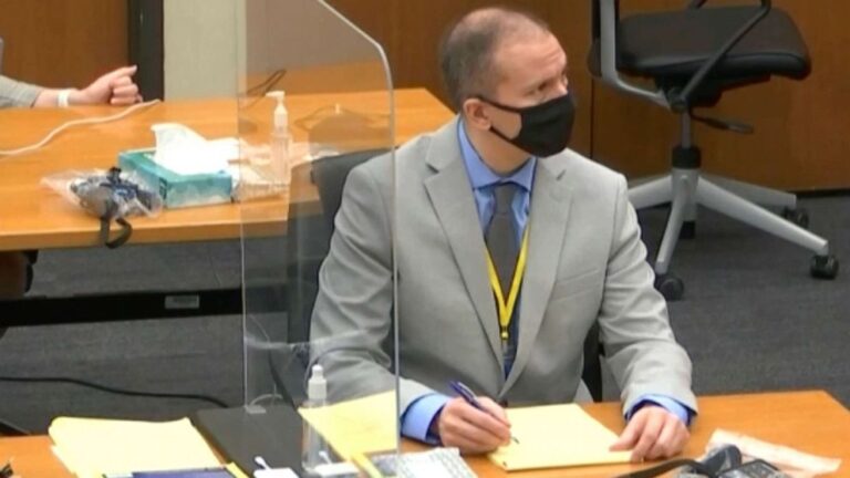 Judge reinstates 3rd-degree murder charge against Derek Chauvin