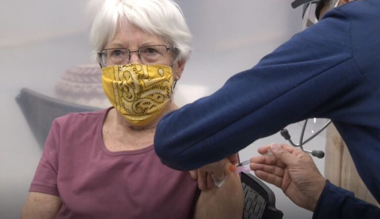 British Columbia considers paid time off for workers to get COVID-19 vaccine