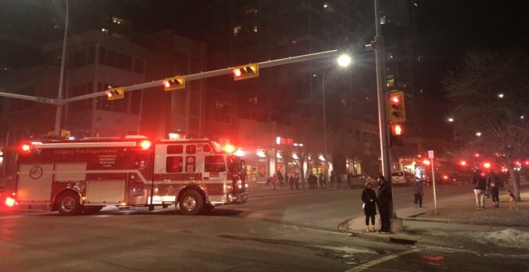 250 residents forced from Calgary apartment building due to parkade fire
