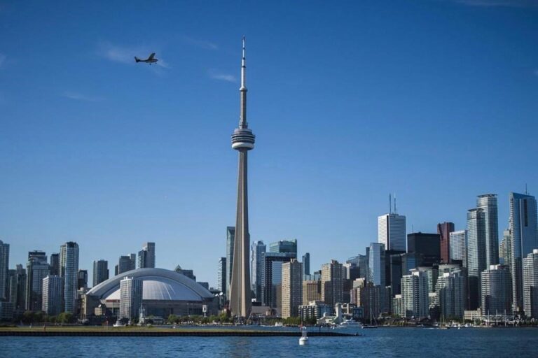 Waterfront Toronto seeks partner for Quayside development