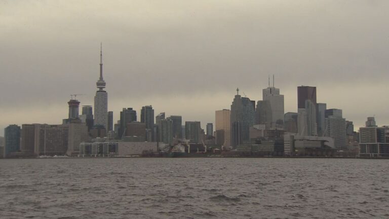 Heavy rain followed by wind gusts expected in Toronto, parts of GTA