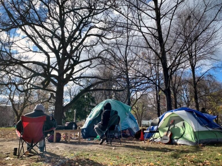 Coronavirus: Ontario to spend $255 million to address COVID-19 outbreaks in homeless shelters