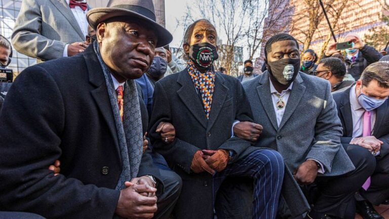 Floyd family kneels outside courthouse in symbolic statement