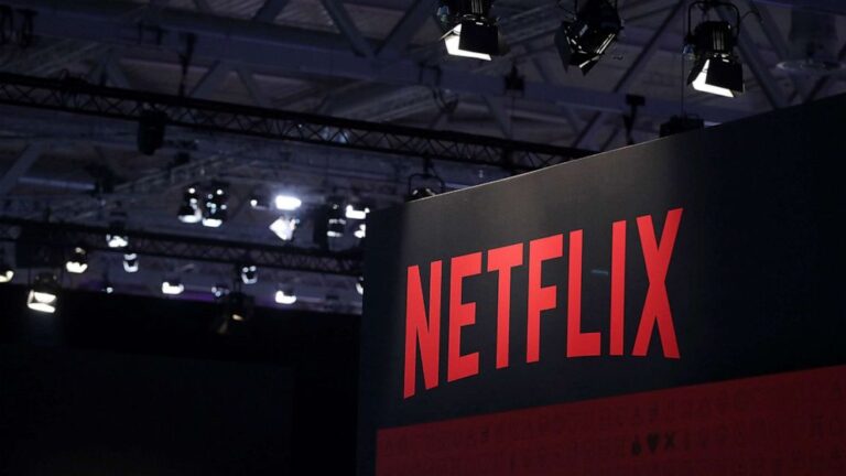 Netflix test warns users about password sharing