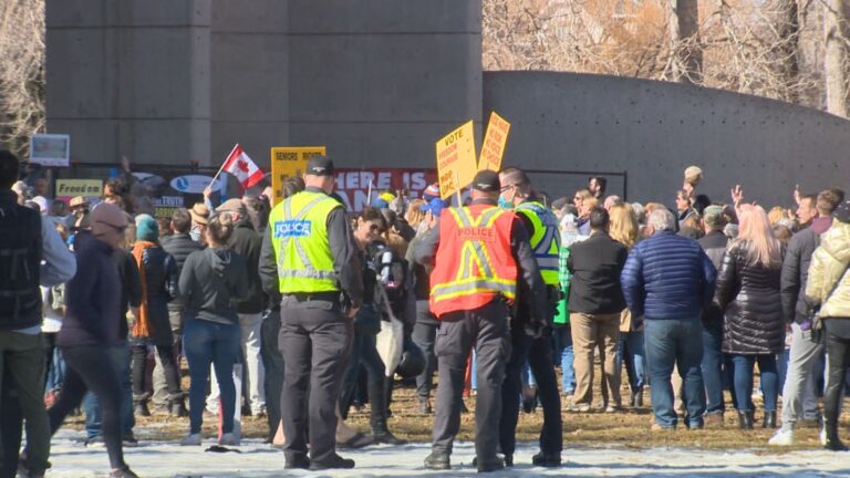 Calgary police condemn racism, respond to weekend anti-lockdown protests