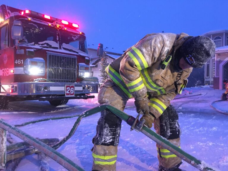 4,300 isolations: Union says Edmonton firefighters should be prioritized for COVID-19 vaccine