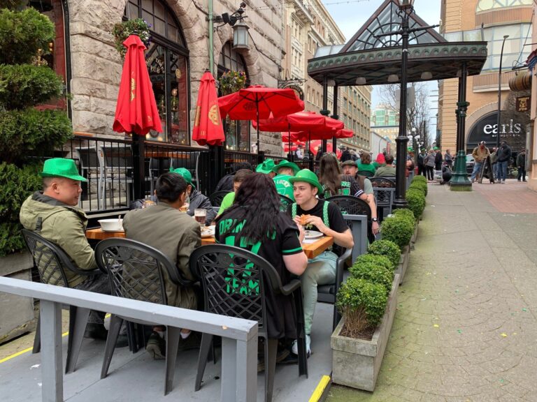 B.C. bars hope St. Patrick’s Day one of last events severely impacted by COVID-19 protocols